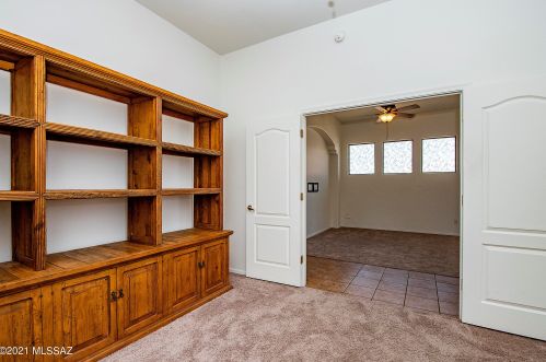 7972 Hawk Eagle Ct, Tucson AZ  85757-1643 exterior