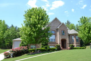 6448 Waters Edge Cir, Bessemer, AL 35022-1639