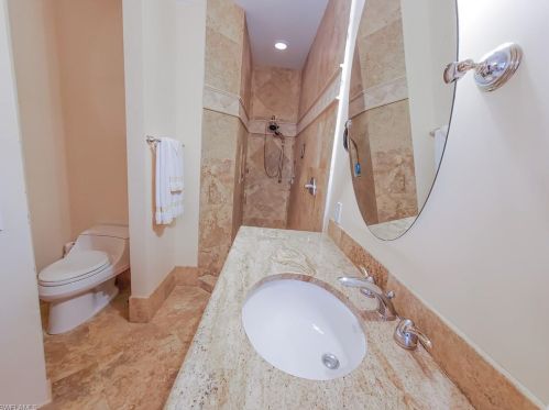 834 105 Ave, Naples FL 34108-1844 exterior