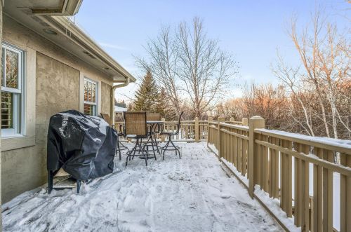 3211 Crestmoor Dr, Saint Paul MN 55125-5010 exterior