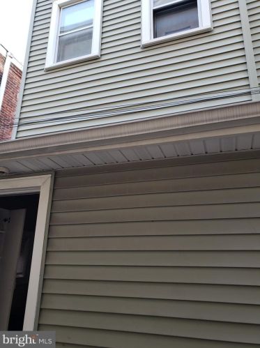 1602 Jackson St, Philadelphia PA 19145-3844 exterior