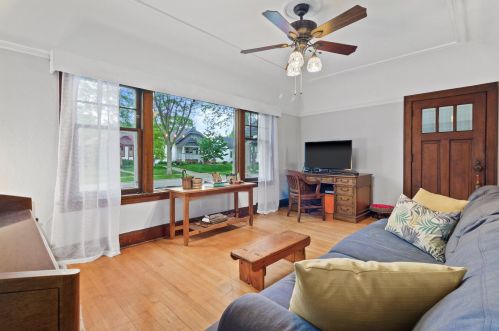 2577 69, Milwaukee WI 53219-2503 exterior