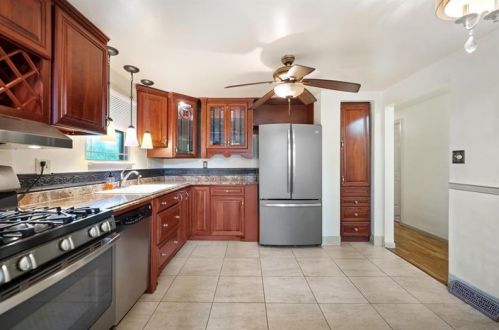 6611 Brownsville Rd, Pittsburgh PA  15236-3534 exterior