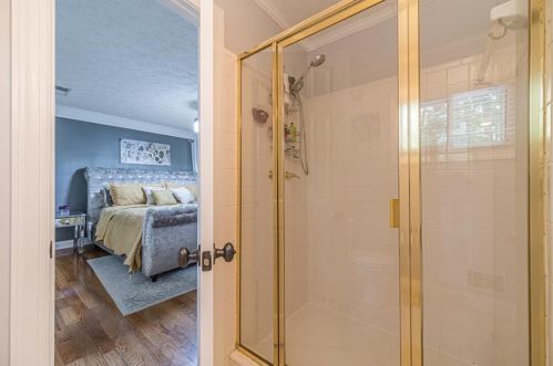 2201 Valley Creek Cir, Lithonia GA  30078-2532 exterior