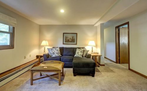 22 Lyda Dr, Milford CT 06460-3756 exterior