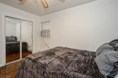 106 Chrystal St, Dover NJ 07801-5309 exterior