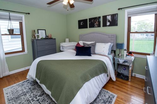 3842 84, Milwaukee WI 53228-1706 exterior