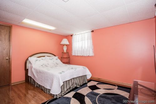 5515 Kildare Ave, Chicago IL 60629-5733 exterior