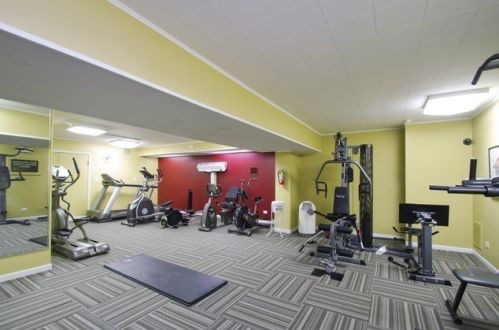 6833 Kedzie Ave, Chicago IL  60645-2897 exterior