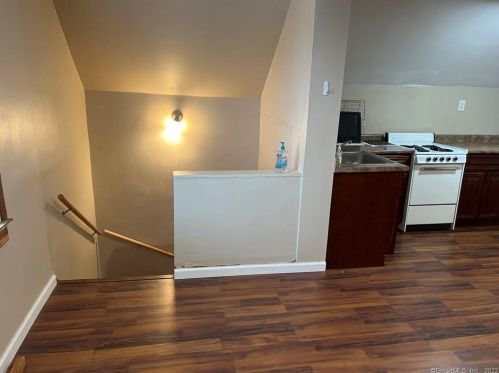 411 Ellis St, New Britain CT  06051-3623 exterior