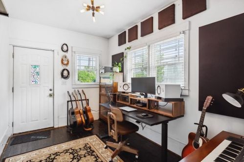 2491 Burtz St, Atlanta GA  30318-1802 exterior