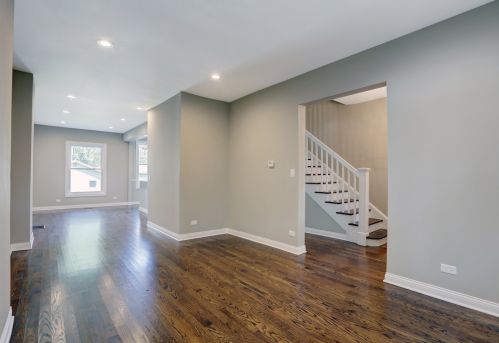 1934 Newport Ave, Chicago IL  60657-1026 exterior