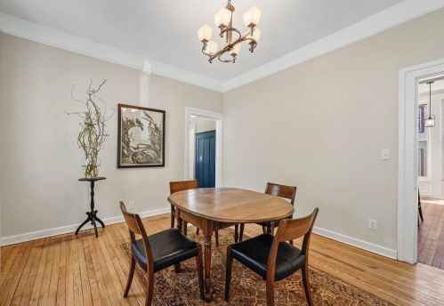 945 Jenifer St, Madison WI  53703-3521 exterior