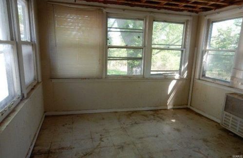 10605 Dunkeld Cir, Saint Louis MO 63137-3809 exterior