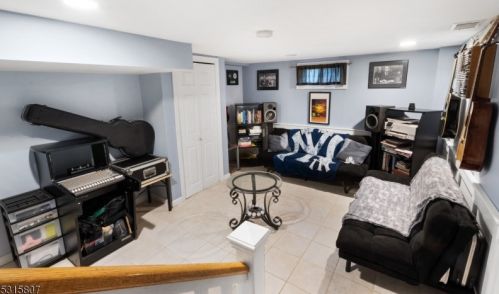 16 Fletcher Pl, Madison NJ 07940-2307 exterior