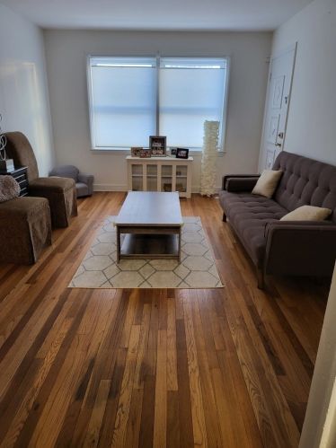 2178 Touhy Ave, Chicago, IL 60645-3597