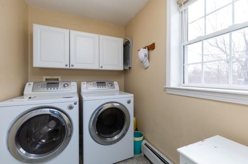 189 Lakeside Oaks Dr, Barrington NH 03825-3334 exterior