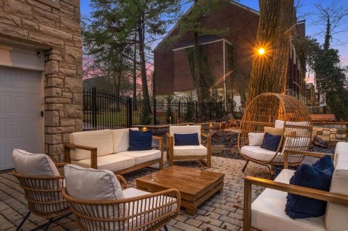 1507 Mccausland Ave, Saint Louis MO 63117-1938 exterior