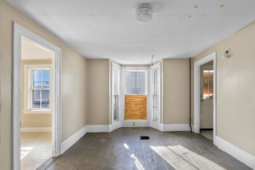 11 Mechanic St, Dover NH 03820-3507 exterior