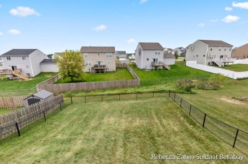 775 Green Meadows Dr, Middlevle MI 49333-8078 exterior