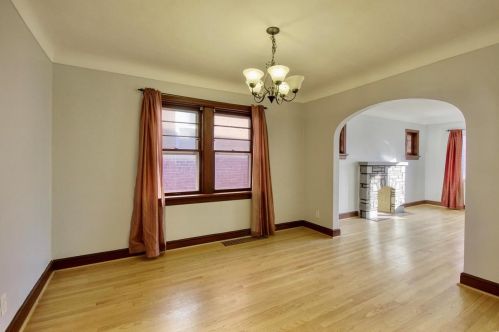 5559 Devonshire Ave, Saint Louis MO 63109-2872 exterior