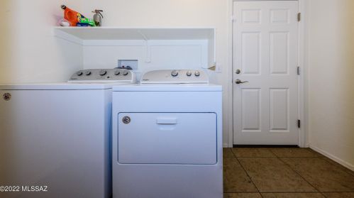 7573 Majestic Palm Ln, Tucson AZ 85756-6170 exterior