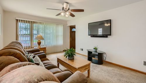 7308 Cullom Ave, Chicago, IL 60706-1124