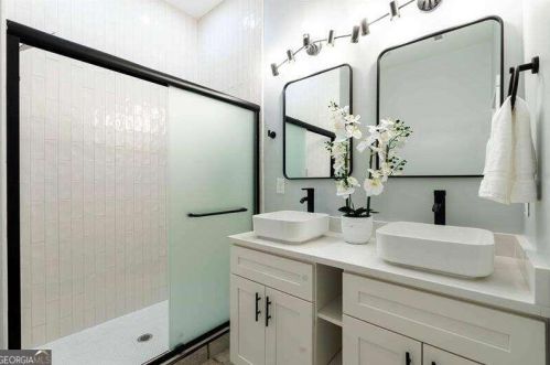 1437 Kenilworth Dr, Atlanta GA 30310-3943 exterior