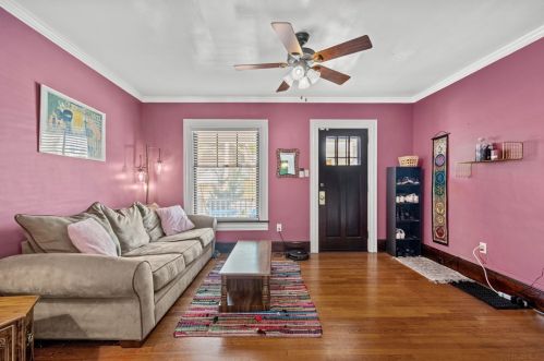 2408 Patterson St, Pittsburgh PA 15203-2723 exterior