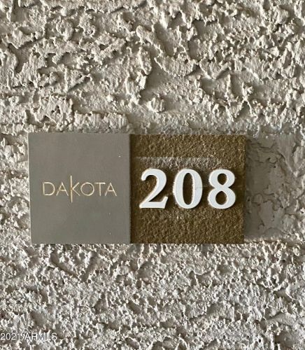 2025 Campbell Ave, Phoenix AZ  85015-4127 exterior