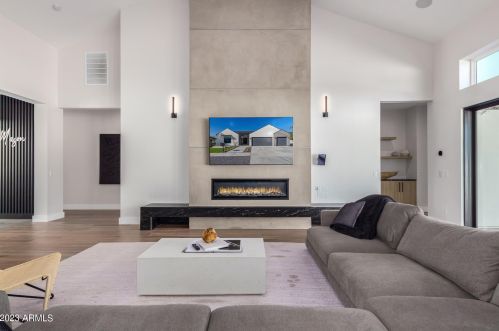 3118 42nd St, Phoenix AZ  85018-6418 exterior