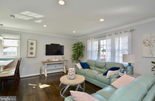 6119 Algona Ct, Alexandria VA 22310-3141 exterior