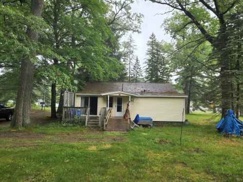 3101 Marquette Ave, Meskegon, MI 49442-2635