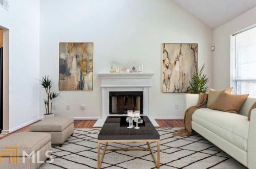 6604 Browns Mill Ferry Rd, Lithonia, GA 30038-7513