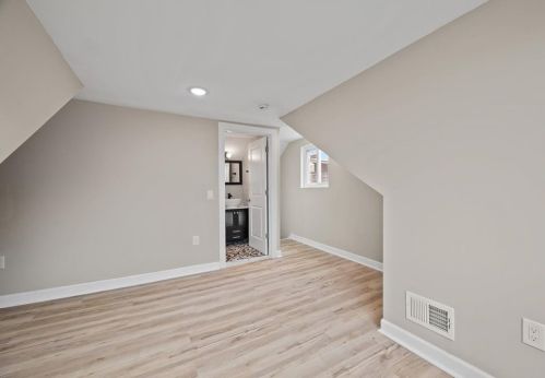 139 42nd St, Pittsburgh PA  15201-3136 exterior