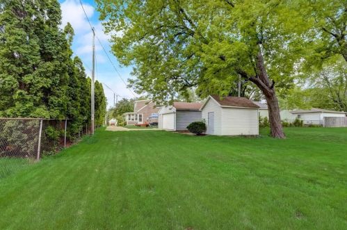 732 97, Milwaukee WI 53214-2618 exterior