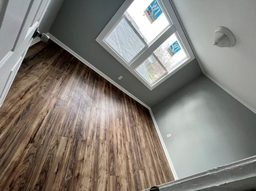 2024 4 Ave, Broadview IL 60153-3324 exterior