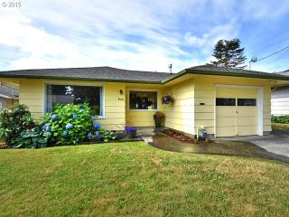 4020 Harvey St, Portland, OR 97222-5813