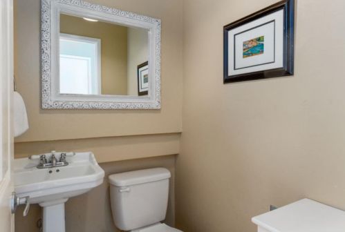 109 Cherry Ave, Capitola CA 95010-3340 exterior