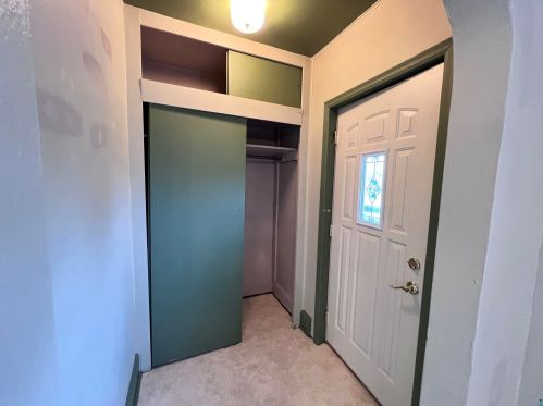 607 59 Ave, Duluth MN 55807-1908 exterior