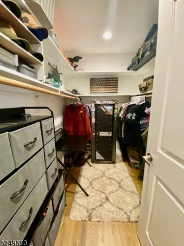 303 Durban Ave, Hopatcong NJ  07843-1214 exterior