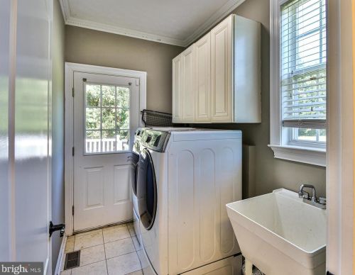 1101 Snider Ln, Silver Spring MD  20905-4135 exterior