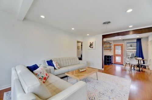 5310 Abingdon Pl, Austin TX exterior