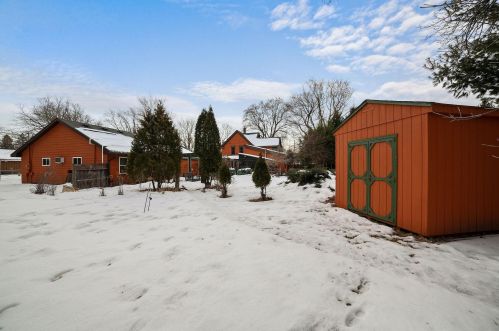 817 County Rd B, Saint Paul MN 55113-4532 exterior