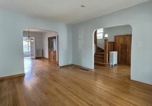 4832 Bernard St, Chicago IL 60625-5414 exterior