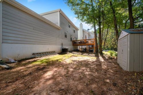 3500 Castlehill Ct, Tucker GA 30084 exterior