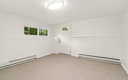 24 Aspen Ledges Rd, Ridgefield CT 06877-1826 exterior