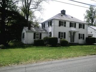 19 Richmond Hill Rd, Norwalk, CT 06854-2515