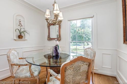 2703 Pointe Tremble Rd, Algonac MI 48001-4255 exterior