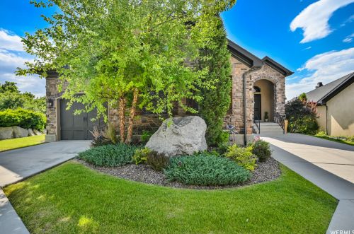 3154 Secret View Dr, Sandy, UT 84092-4951